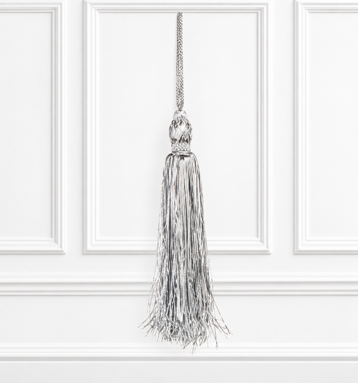 11" Tinsel Tassel Ornament