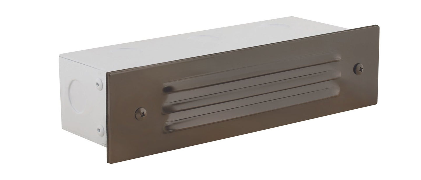 Aluminum 3 Louver Brick Light, Bronze, No Lamp — view 1