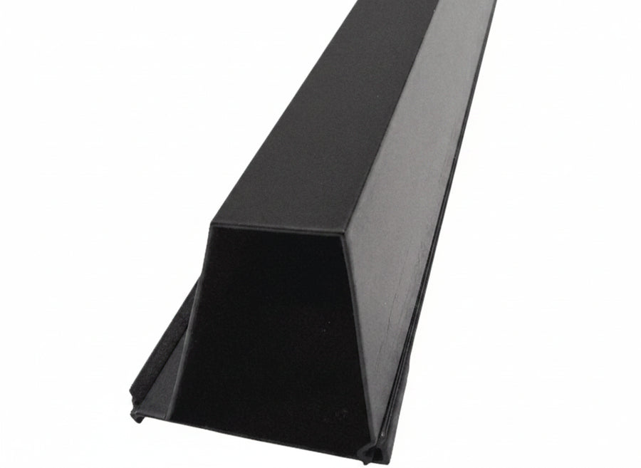 OMNI Parapet Track- Angled Output - 2 Piece - 35° - Black Aluminum