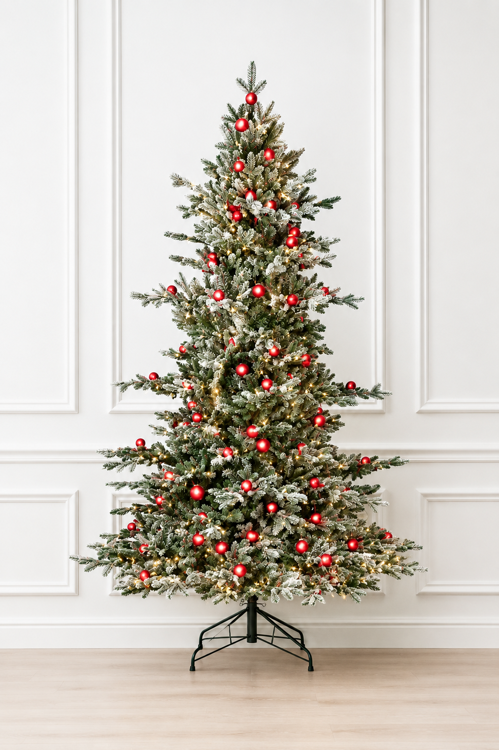 7.5' x 68" Candied Spruce Christmas Tree - 700 Warm White LED Lights + 77 G40 — view 5