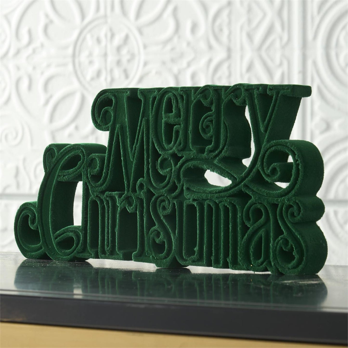 11.5 Inch Velvet Resin Merry Christmas Cutout